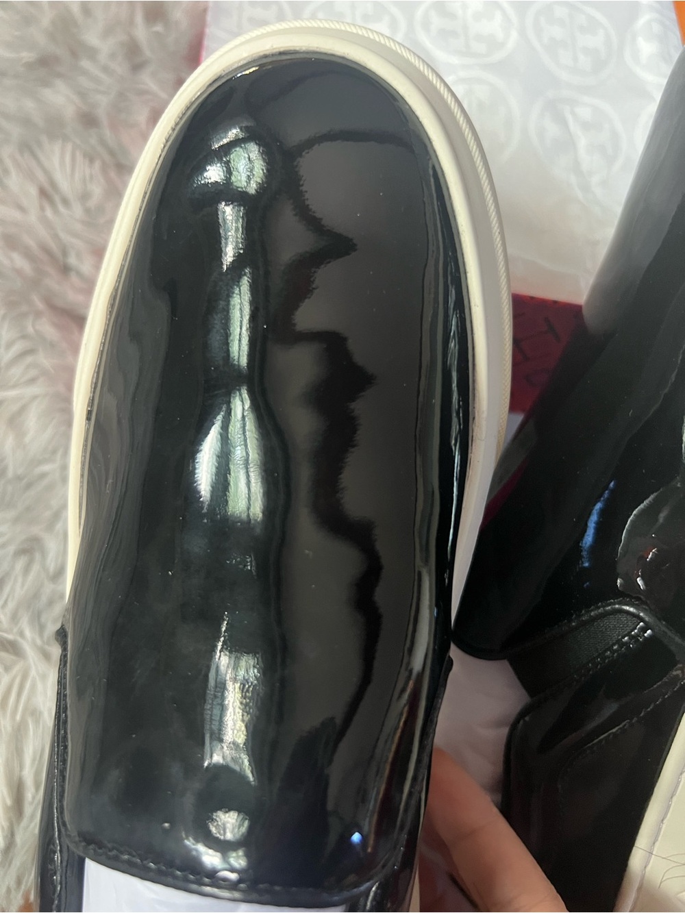 Tory Burch Black Ladybug Patent Slip-On Sneakers with Cream Platform Sole Size:8 - Picture 4 of 7